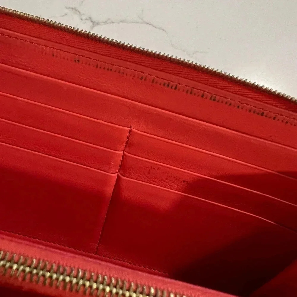 CELINE | Round Zipper Long Wallet | Lambskin | Ladies Salmon Pink x Grey | EUC - Picture 6 of 14